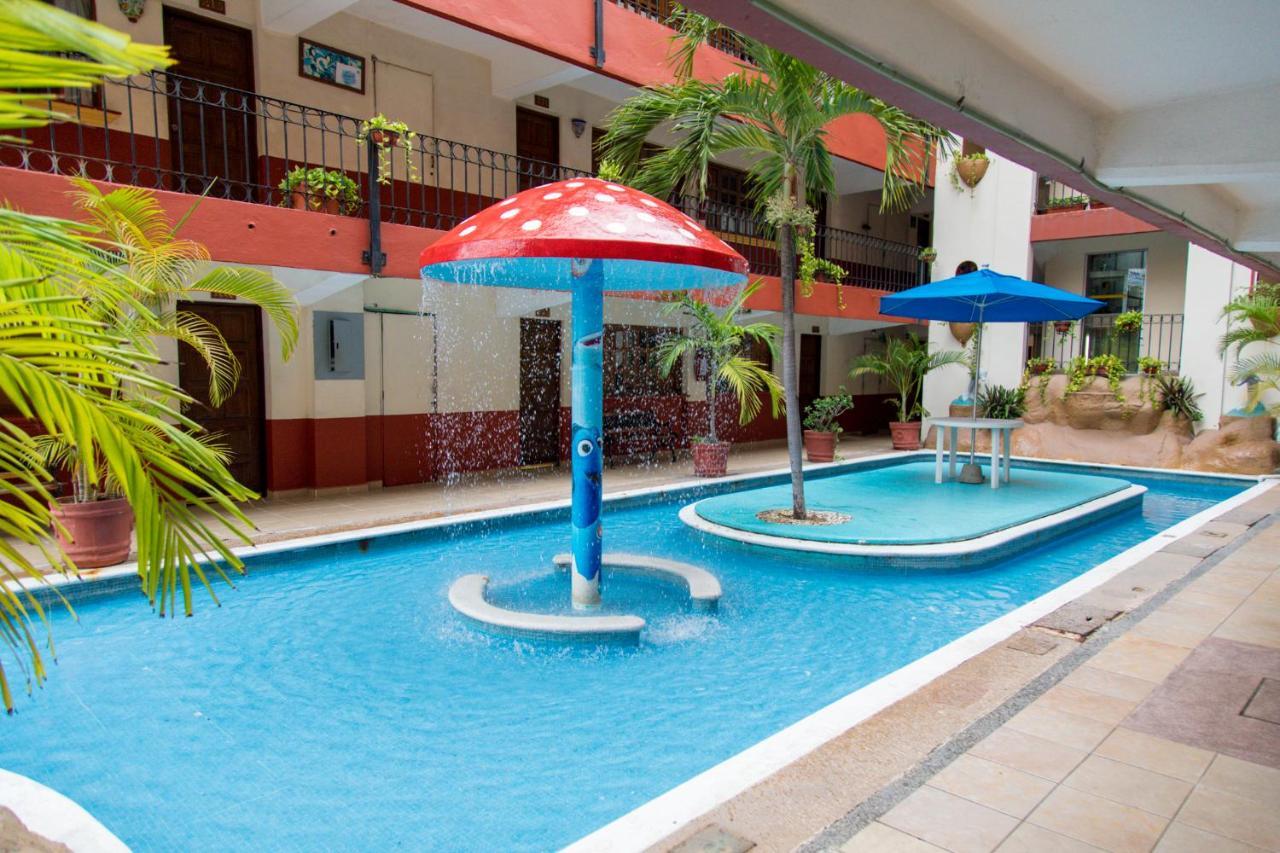 Hotel Hacienda Maria Eugenia Acapulco Extérieur photo